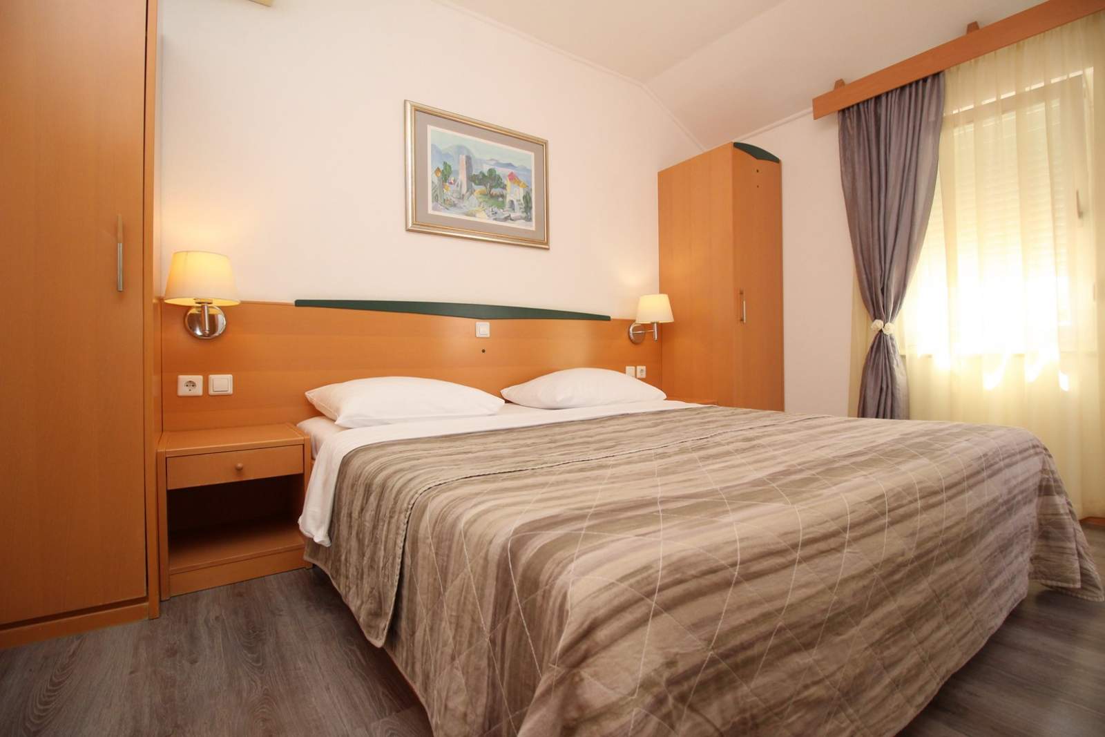 Complesso di appartamenti Villas Corinthia 8 - Posizione eccellente, a 100 metri dalla spiaggia, imm