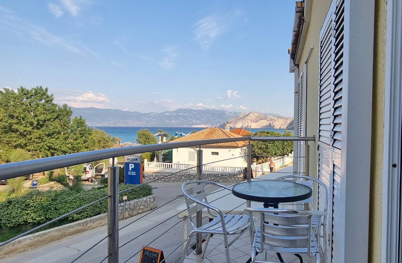 Appartamento Vlahinja - con balcone, a 100 metri dalla spiaggia