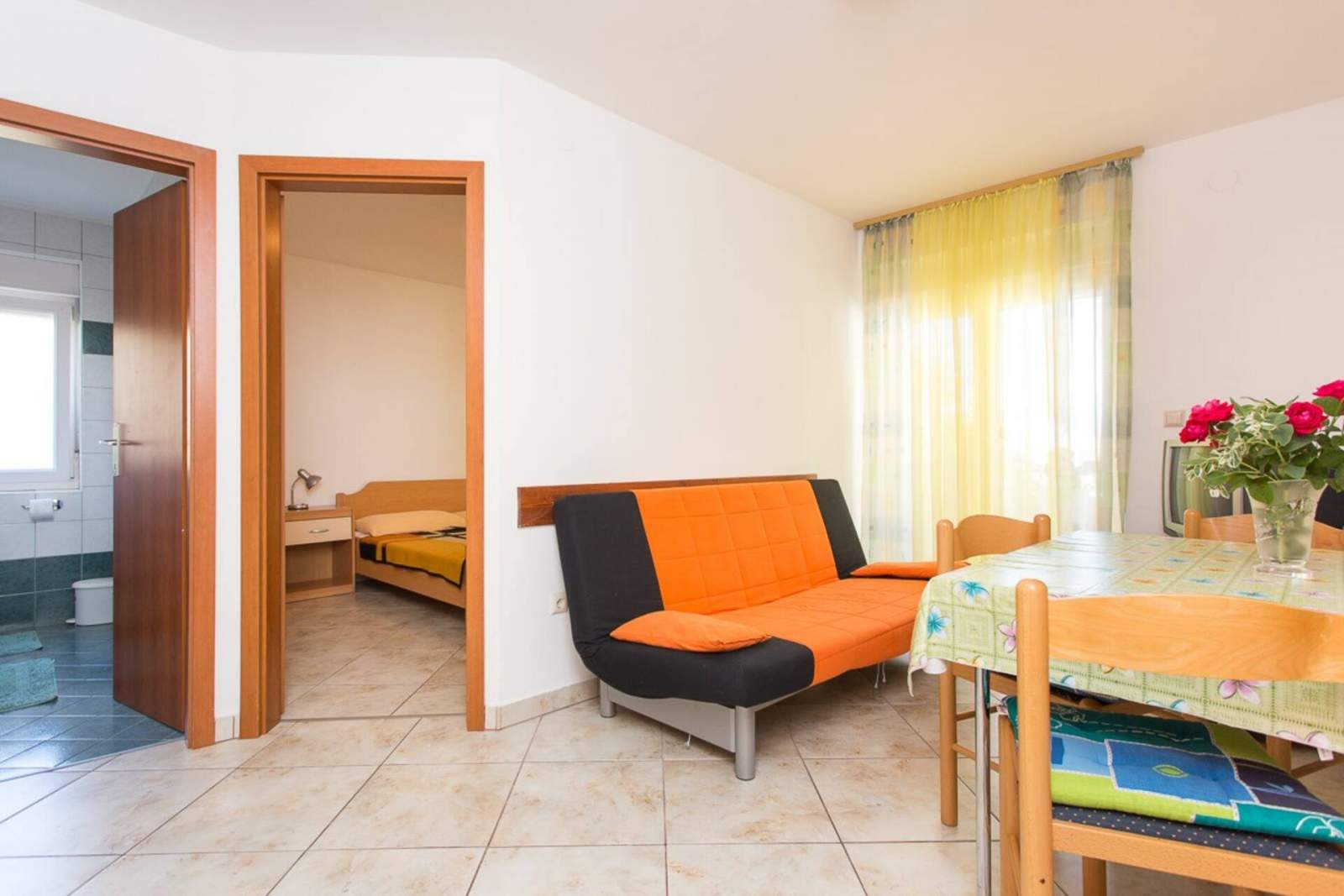 Appartamento Mrakovcic n. 4 - con balcone, a 350 m dalla spiaggia