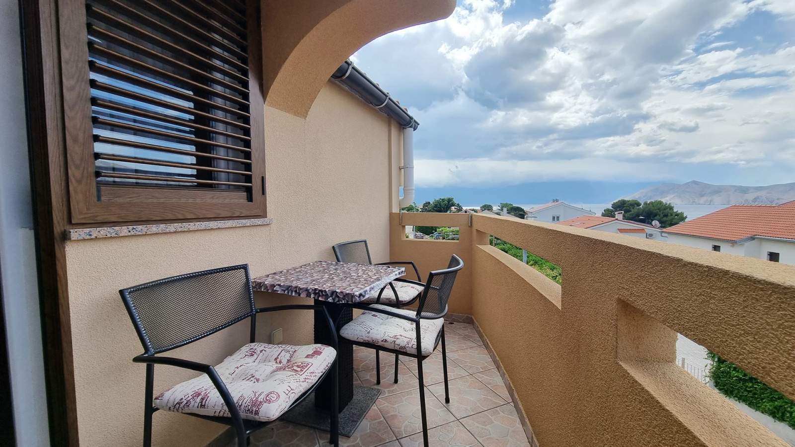 Appartamento Dean – con balcone e vista mare