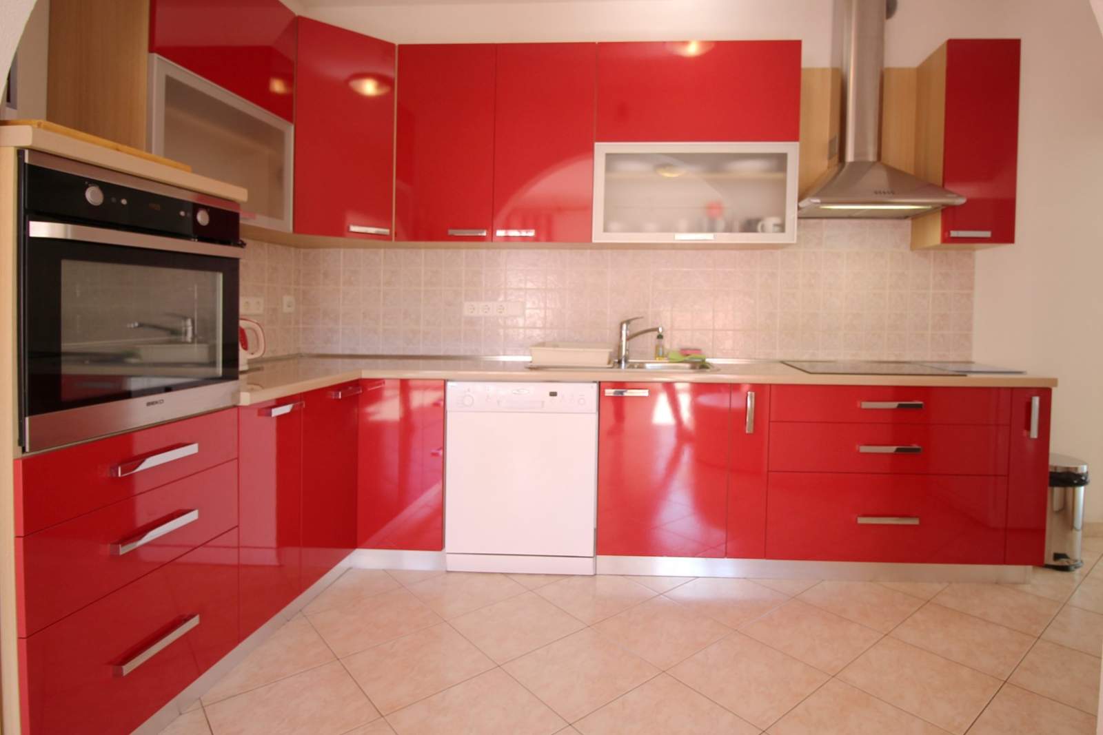 Apartman Lucijana br. 1 – s balkonom, 150 m od plaže