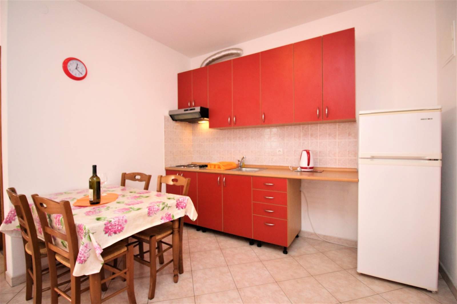 Apartman Lucijana br. 2 – s balkonom, 150 m od plaže