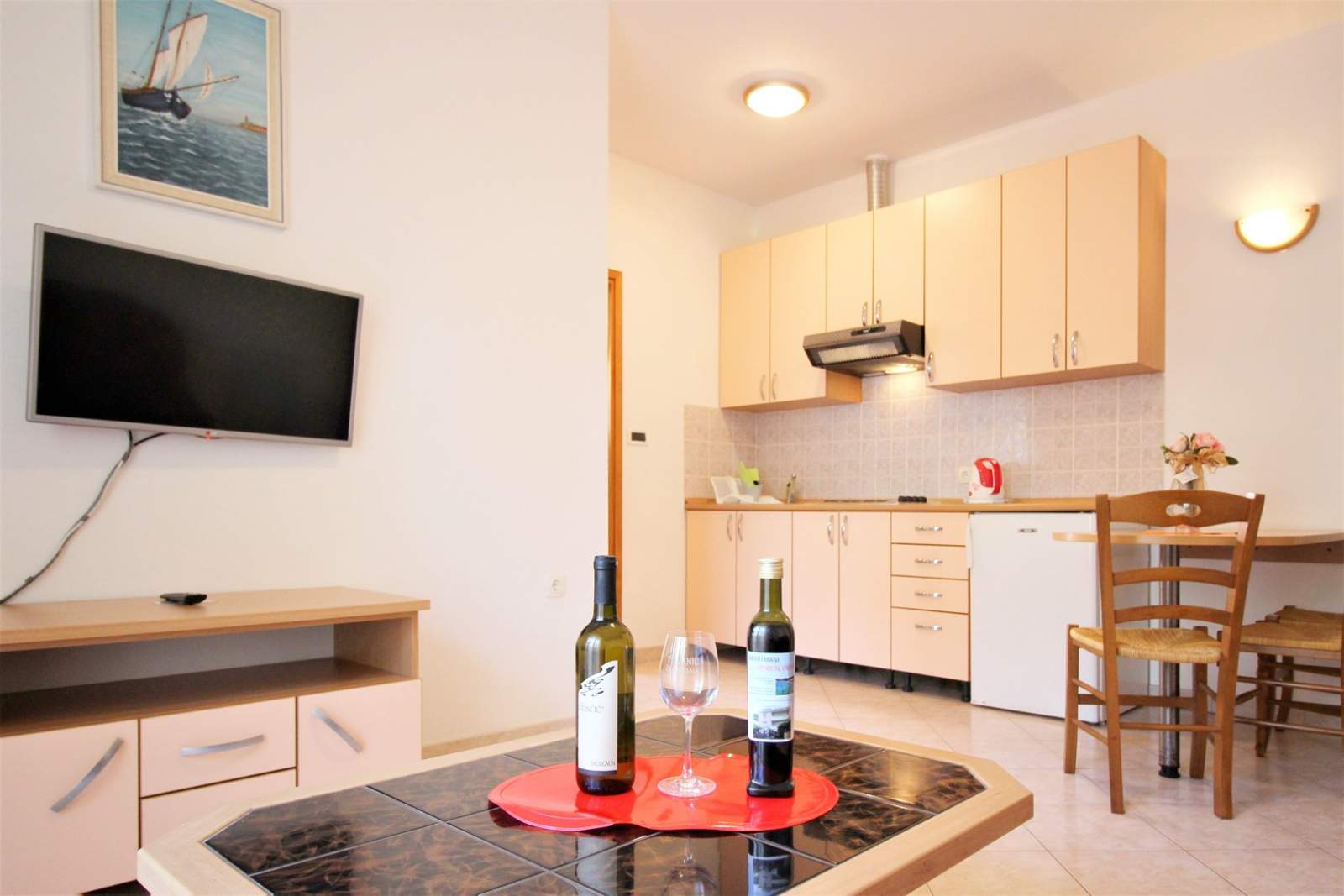 Appartamento Lucijana n. 3 – con balcone, a 150 m dalla spiaggia