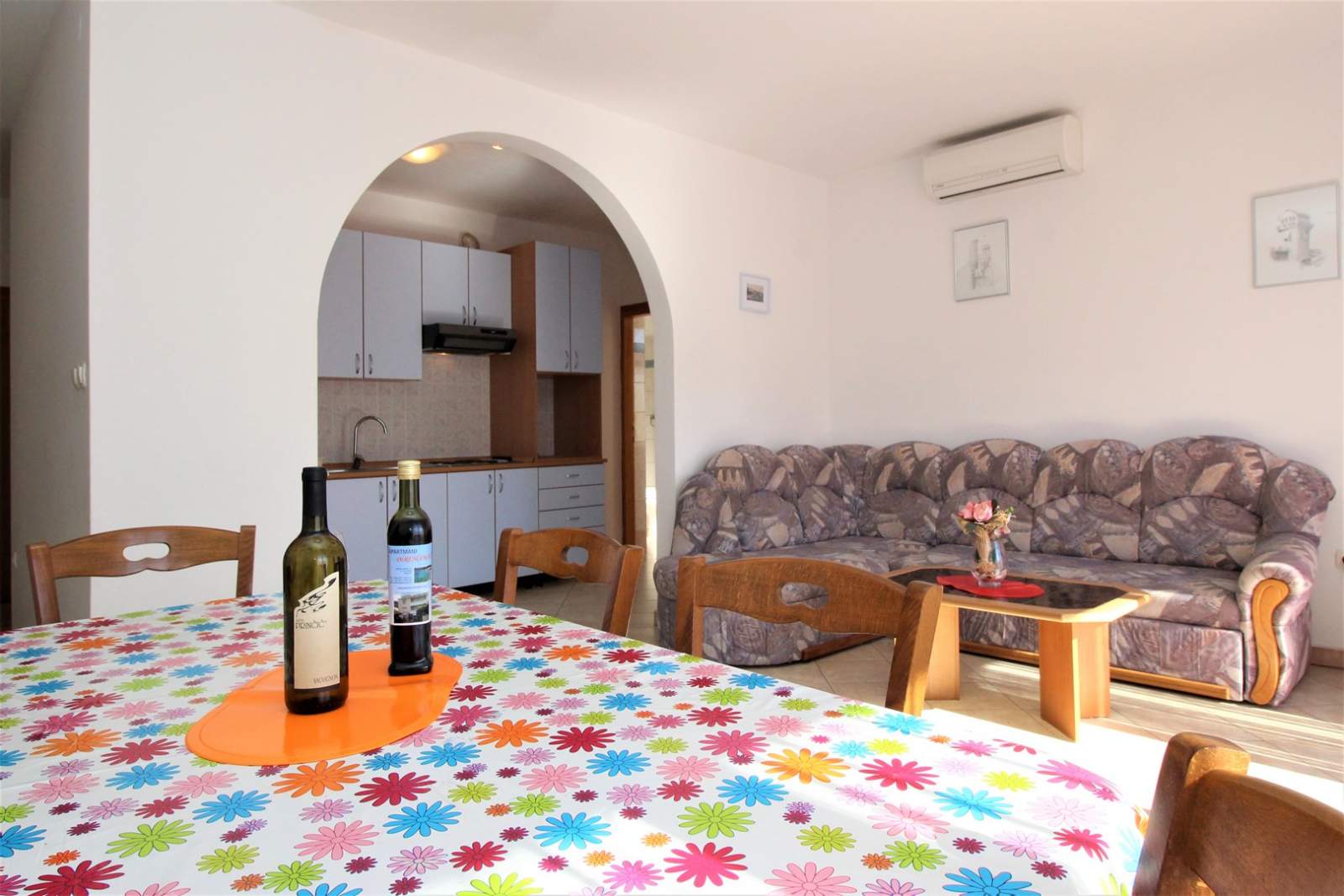 Appartamento Lucijana n. 4 – con balcone, a 150 m dalla spiaggia