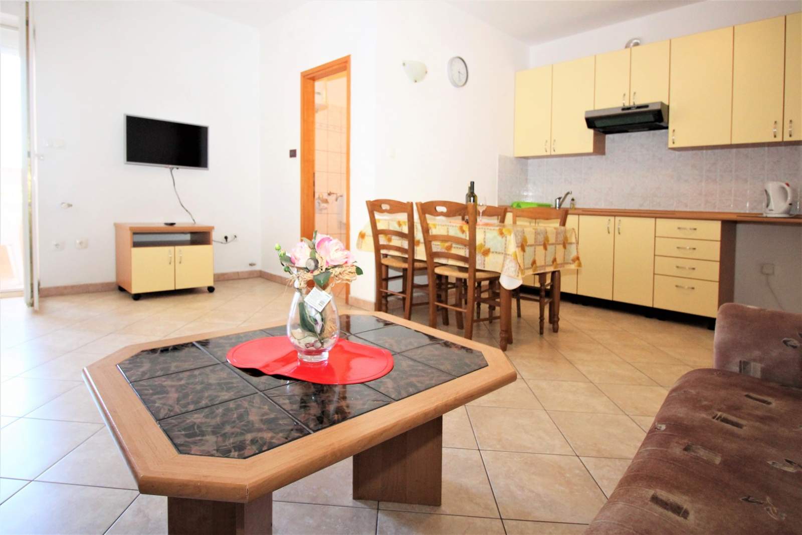 Appartamento Lucijana n. 5 – con balcone, a 150 m dalla spiaggia