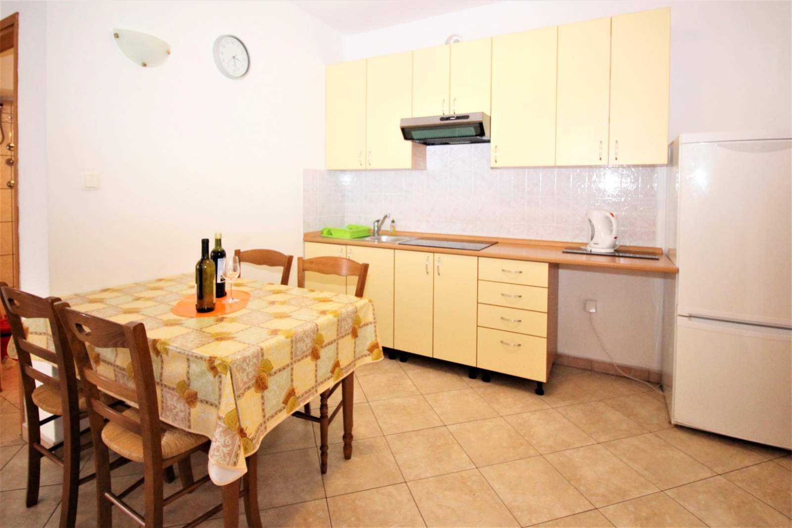 Appartamento Lucijana n. 5 – con balcone, a 150 m dalla spiaggia