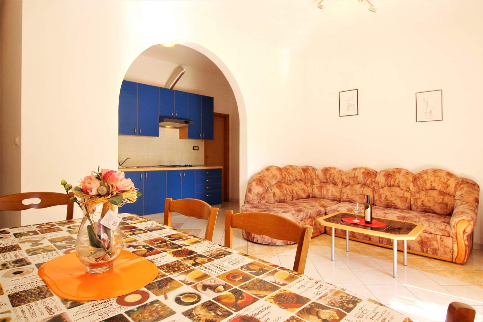 Apartman Lucijana br. 9 – s balkonom, 150 m od plaže