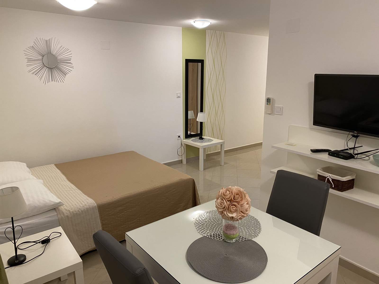 Monolocale Gorica 2 n. 13 – con piscina, livello interrato
