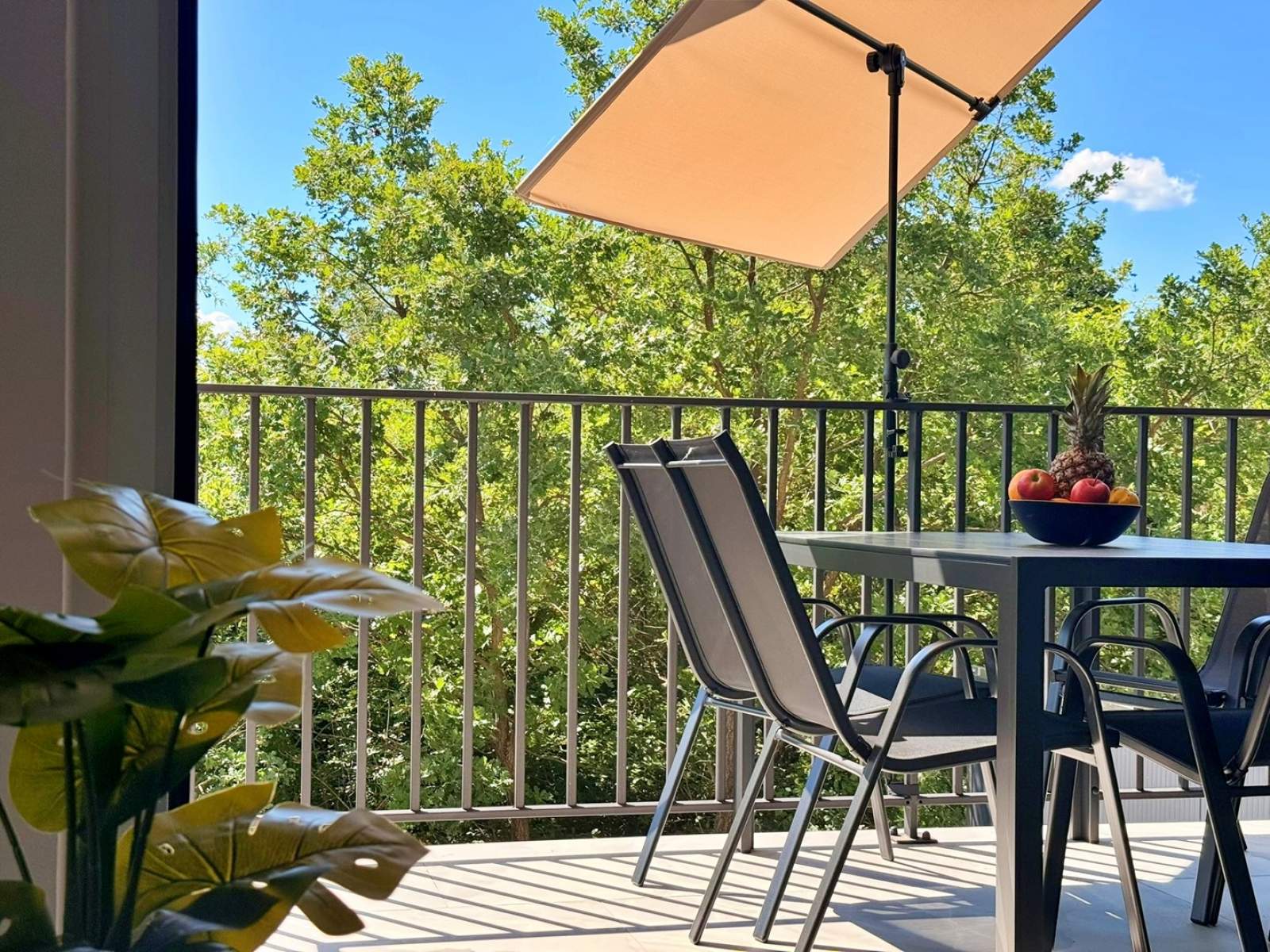 Apartment Lavanda Verde 3 — mit Pool