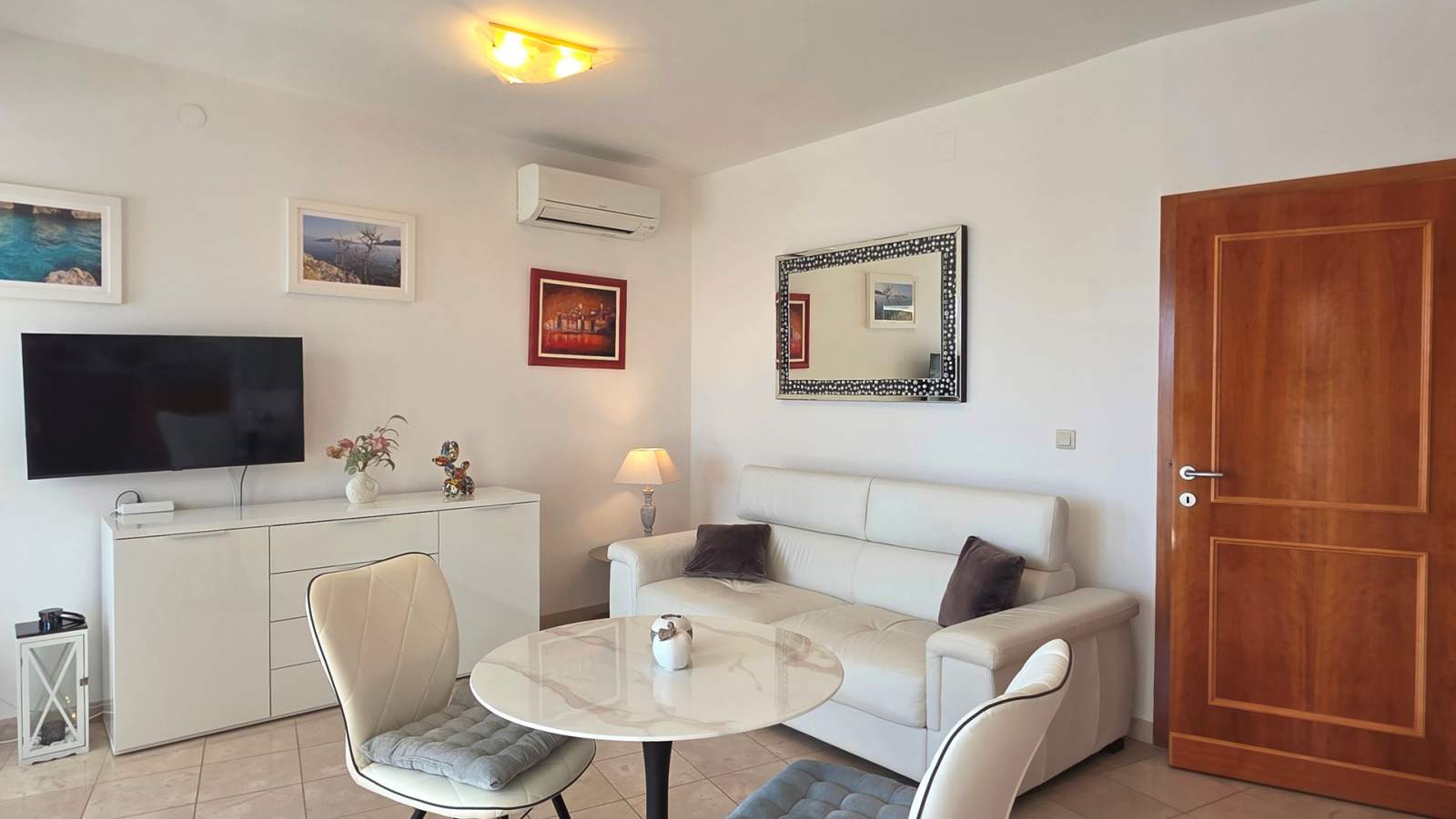 Apartman br.3 Oasis - samo za odrasle