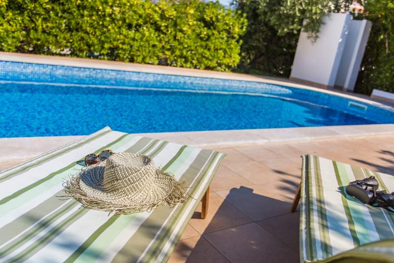 Apartmani Željko s bazenom